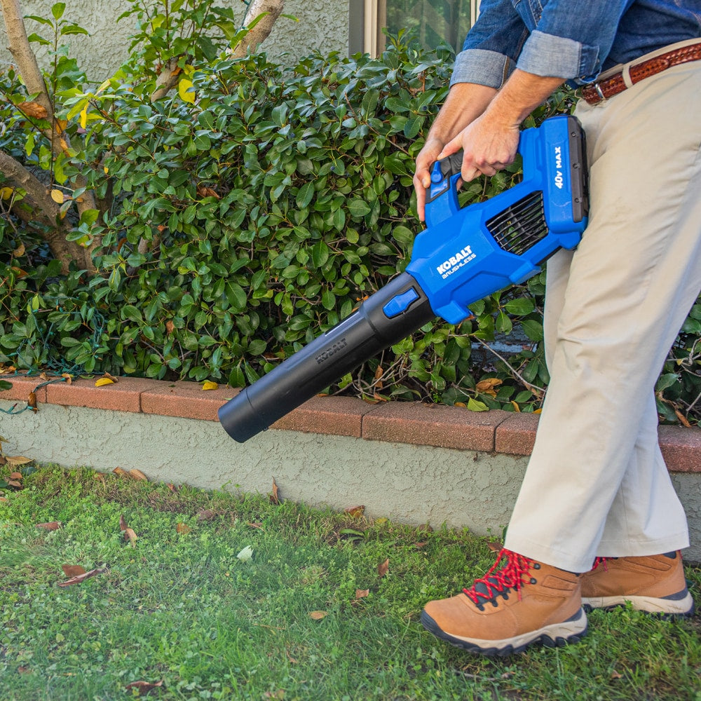 Gen4 40-Volt Cordless Battery String Trimmer and Leaf Blower and Combo Kit 4.0 Ah (Battery Included) (Charger Included)